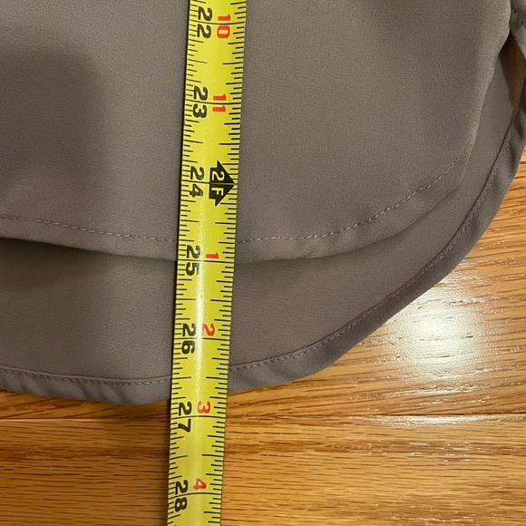 Vince Camuto Sleeveless Blouse - Picture 4 of 6